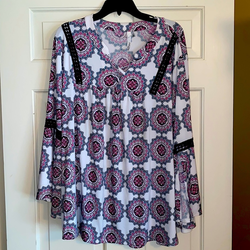 Beautiful bell sleeve blouse